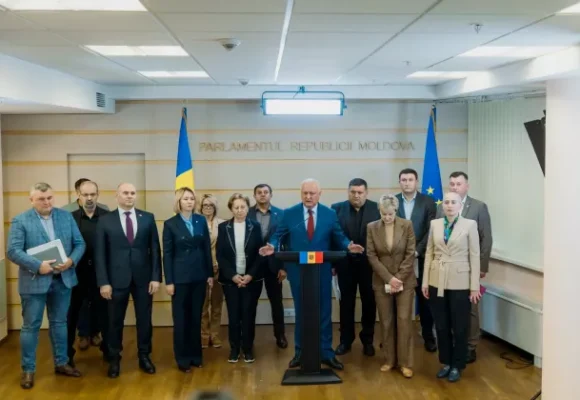 «Критика будет жесткой, но конструктивной»: социалисты не поддержат правительство Мунтяну