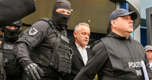 Допросы по делу Плахотнюка: поддельные подписи и фиктивные назначения в компании