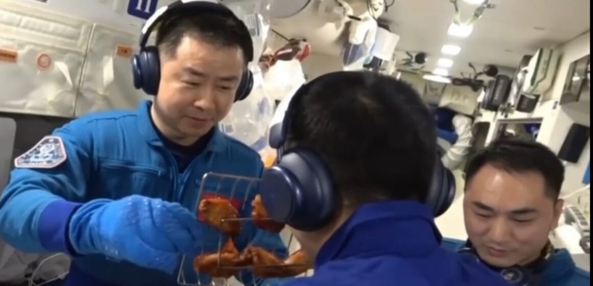 IMG_8656 В космосе впервые приготовили барбекю