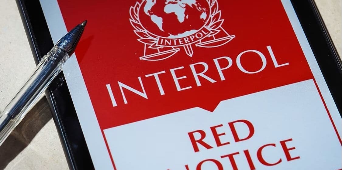 krasnye-uvedomleniya-interpol-1 Интерпол под прицелом: Россия преследует критиков за рубежом