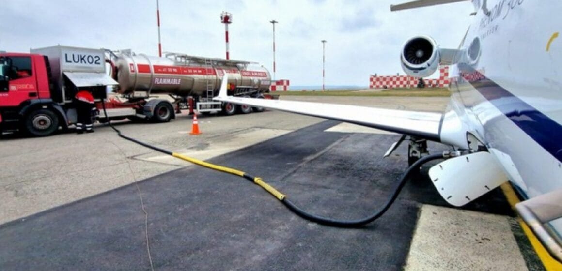 lukoil Штраф не подействовал: Lukoil задерживает передачу активов аэропорта