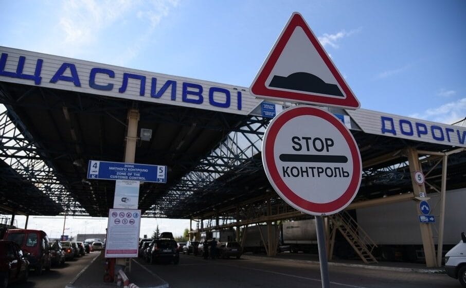 original На границе с Молдовой задержали грузовик с семью уклонистами