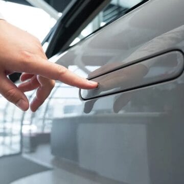 В Китае запретили автомобили со скрытыми дверными ручками