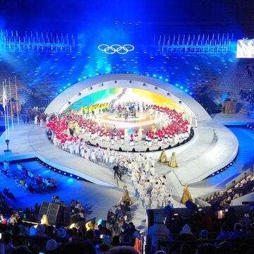 15 Зимняя Олимпиада-2026 официально завершена: эстафета передана Франции