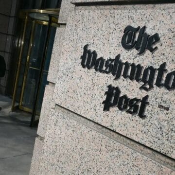 The Washington Post: гендиректор Льюис уходит сразу после резонансных увольнений
