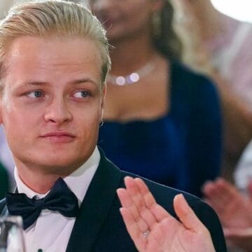 Королевская семья Норвегии под ударом: связи с Эпштейном и новый арест сына