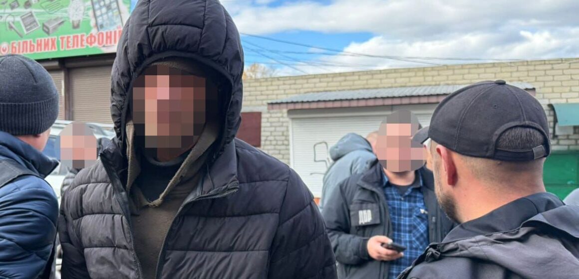 Инспектор погранслужбы пытался организовать нелегальный выезд в Молдову за деньги