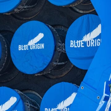 Blue Origin прекращает туристические полёты ради миссий на Луну