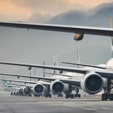 busy-airport-tarmac Массовая отмена рейсов на Ближний Восток: авиакомпании мира закрывают направления из-за войны
