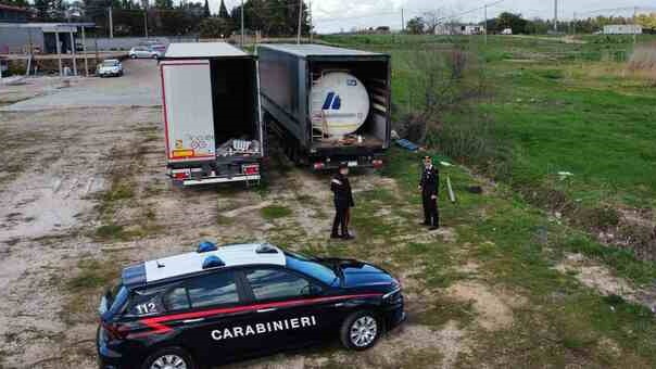 italiya-6 Секретный трубопровод и 15-тонная цистерна: в Италии задержали «инженеров» из Молдовы