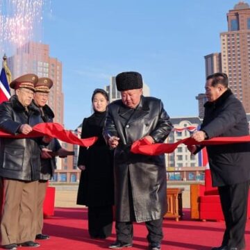 koreya Пхеньян легитимизирует потери в Украине: Ким Чен Ын передал бесплатное жилье семьям погибших солдат