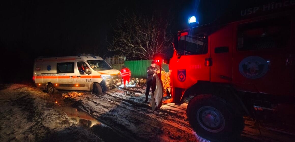 Спасатели ликвидируют последствия непогоды: 35 выездов за сутки