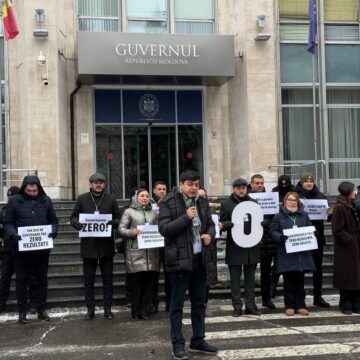 «100 дней — ноль результатов» — протест против правительства Мунтяну
