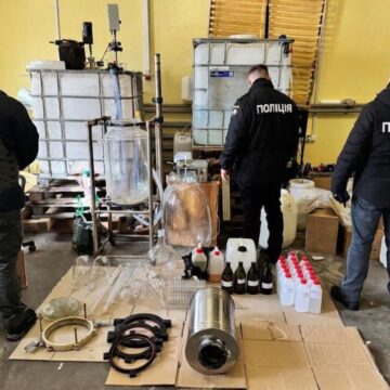 Свыше 500 обысков и 100 задержаний: разгромлена международная сеть наркоторговцев