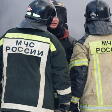 Эвакуация в Смоленской области после атаки дронов на химкомбинат. Число погибших достигло семи человек