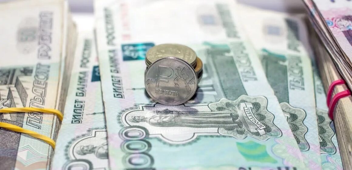 Почему дорогая нефть не спасает Россию от экономического спада