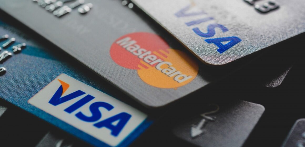 Алгоритм вместо человека: как автономная коммерция подрывает бизнес-модель Visa и Mastercard