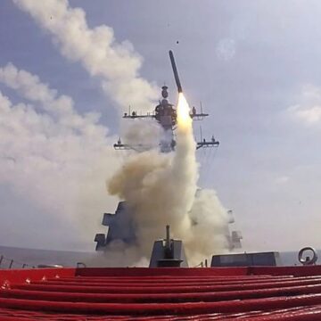 69aac5996b3a91.70010948 Россия передает Ирану координаты военных объектов США для высокоточных ударов