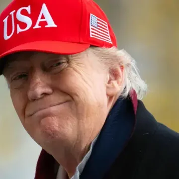 8d761720-0c11-11f1-bb9d-e5476c4d2442.jpg Временная мера: Трамп объяснил смягчение санкций против РФ