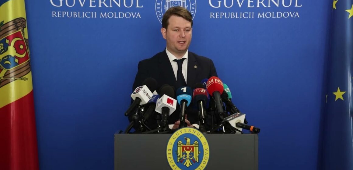 950acd6dda98e78a48295e0de6a481dc «Ошибка коммуникации»: правительство Молдовы уточнило сроки повышения зарплат педагогам