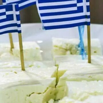 Греция предупреждает о дефиците феты из-за вспышки оспы овец