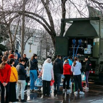Румыния и ЕС помогают Молдове справиться с нефтяным загрязнением Днестра: спецматериалы и спутниковый мониторинг