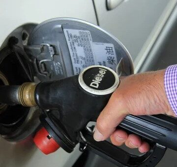 depositphotos_30327207-stock-photo-pumping-gas-at-a-gas Оперативное реагирование: ANRE ускоряет пересмотр цен на дизельное топливо из-за дефицита