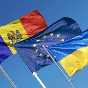 Европарламент требует ускорить вступление Молдовы и Украины в ЕС