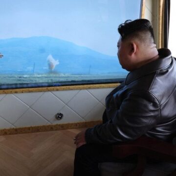 КНДР испытала двигатель для ракет, способных достичь США: Ким Чен Ын заявил о «важной фазе перемен»