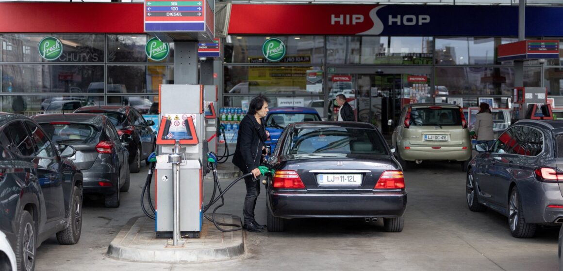 slovenia_benzinarie_230326 В Словении ввели лимиты на заправку авто: не более 50 литров