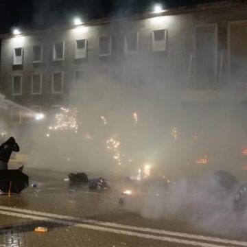 thumbs_b_c_4651df0173e07554596e6ea00bb374e5 Беспорядки в Тиране: тысячи протестующих потребовали отставки премьер-министра Албании