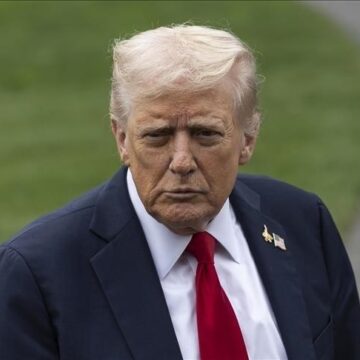 Трамп заявил о «неограниченном запасе» оружия и готовности США вести войны бесконечно