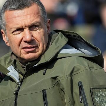 1366x768_cmsv2_f1e23d57-a7d5-5410-92f6-61d6c3651b66-9738694 «Был излишне эмоционален»: Соловьев извинился перед блогером, но отказался просить прощения у премьера Италии