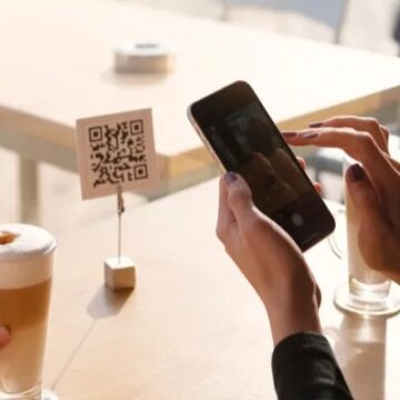 Чаевые по QR-коду: Андриан Гаврилицэ призвал курьеров и официантов переходить на MIA