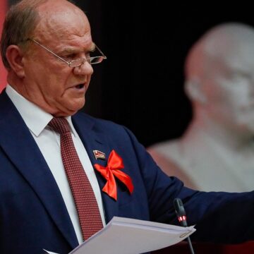 756237379344626 «Нас ждет 1917-й»: Геннадий Зюганов предрек России новую революцию уже этой осенью