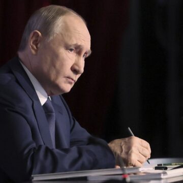 Путин объявил пасхальное перемирие: прекращение огня на 32 часа