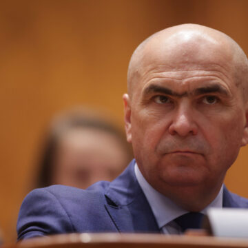 Румыния: оппозиция готовит вотум недоверия кабинету министров