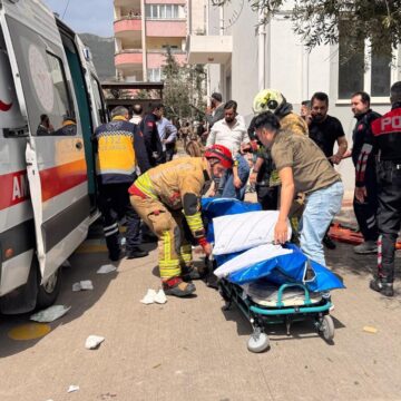 atac_turcia_150426 В Турции произошла вторая стрельба в школе за два дня: девять погибших