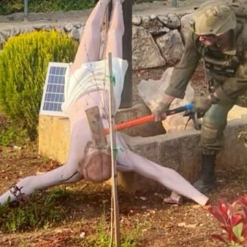 debel_iisus_200426 Израильские военные пообещали восстановить статую Христа, оскверненную солдатом на юге Ливана
