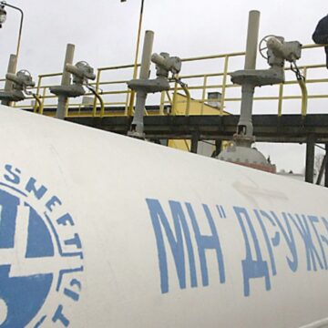 Украина возобновляет транзит нефти по «Дружбе»: поставки в Венгрию и Словакию начнутся сегодня