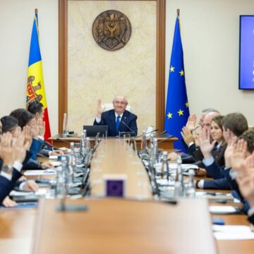 Режим чрезвычайного положения будет отменен досрочно.