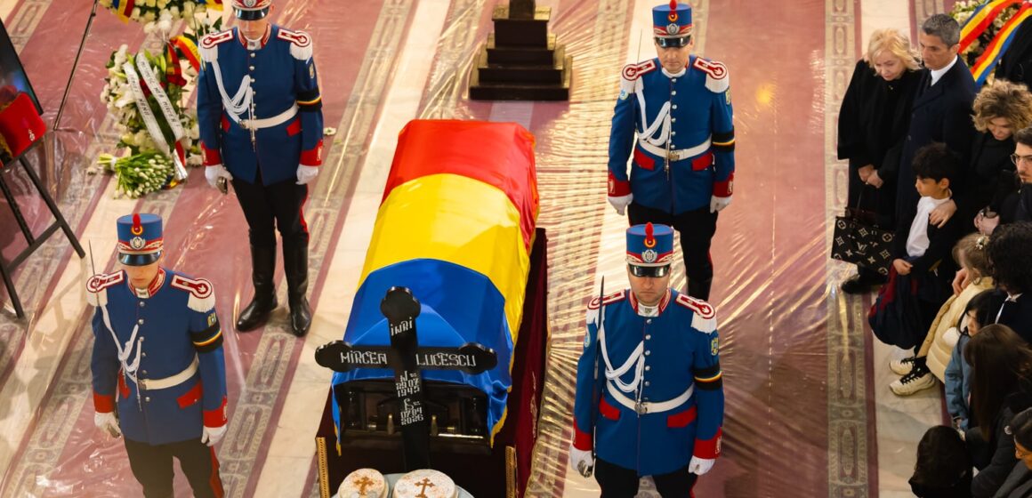 lucescu_funeralii_100426 Румыния простилась с «Иль Луче»: Мирчу Луческу проводили в последний путь под национальным флагом
