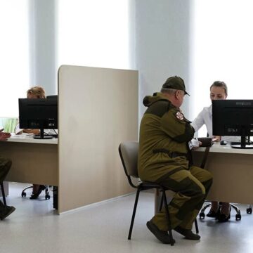 Бизнес под угрозой штрафов: квоты на наем ветеранов становятся критическим вызовом для российской экономики