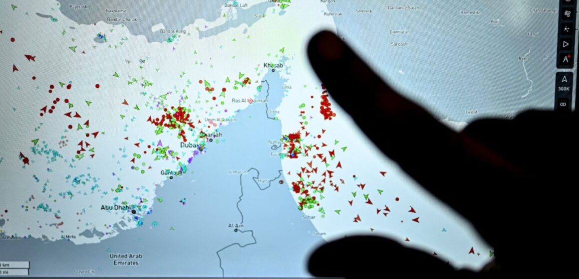stramtoarea-ormuz-afp Тотальный контроль над трафиком в Ормузском проливе: Иран использует нефтяной маршрут как оружие в переговорах с США