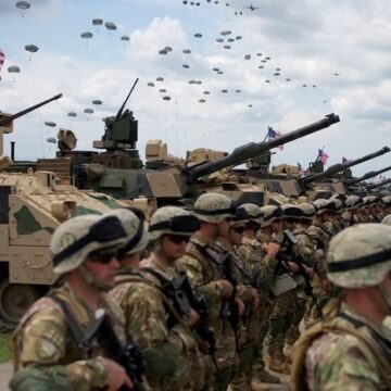 США перебрасывают более 10 000 дополнительных военнослужащих на Ближний Восток
