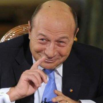 Траян Бэсеску: «Венгерский народ камня на камне не оставил от тандема Трамп — Путин»