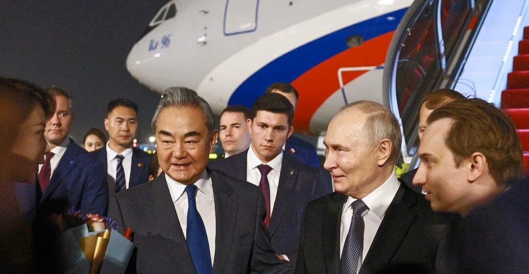 Путин прибыл в Китай на переговоры с Си Цзиньпином вскоре после визита Трампа