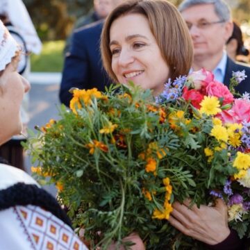10 Майя Санду отмечает сегодня свое 54-летие