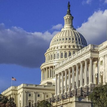 Конгресс против Трампа: Сенат США продвинул резолюцию об ограничении военных полномочий президента по Ирану