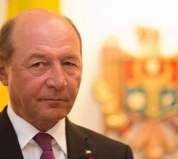 13 «Исправление несправедливости»: Майя Санду вернула гражданство Траяну Бэсеску